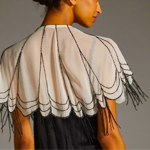 Anthropologie - Maeve Beaded Fringed Cape - One Size - Picture 2 of 9